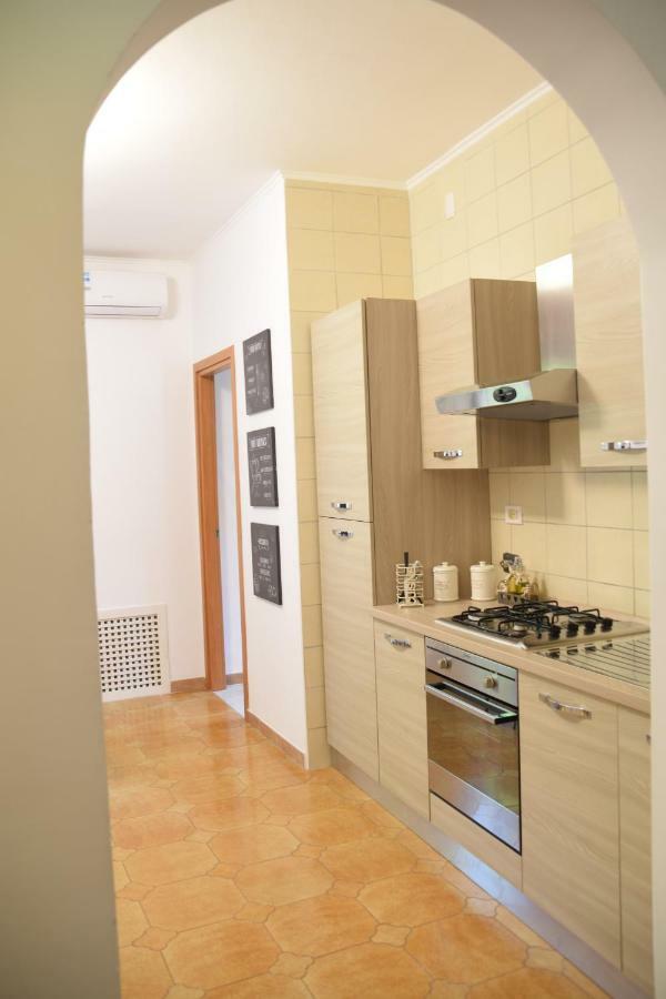 David'S & Family Apartmnt فيوميتشينو المظهر الخارجي الصورة